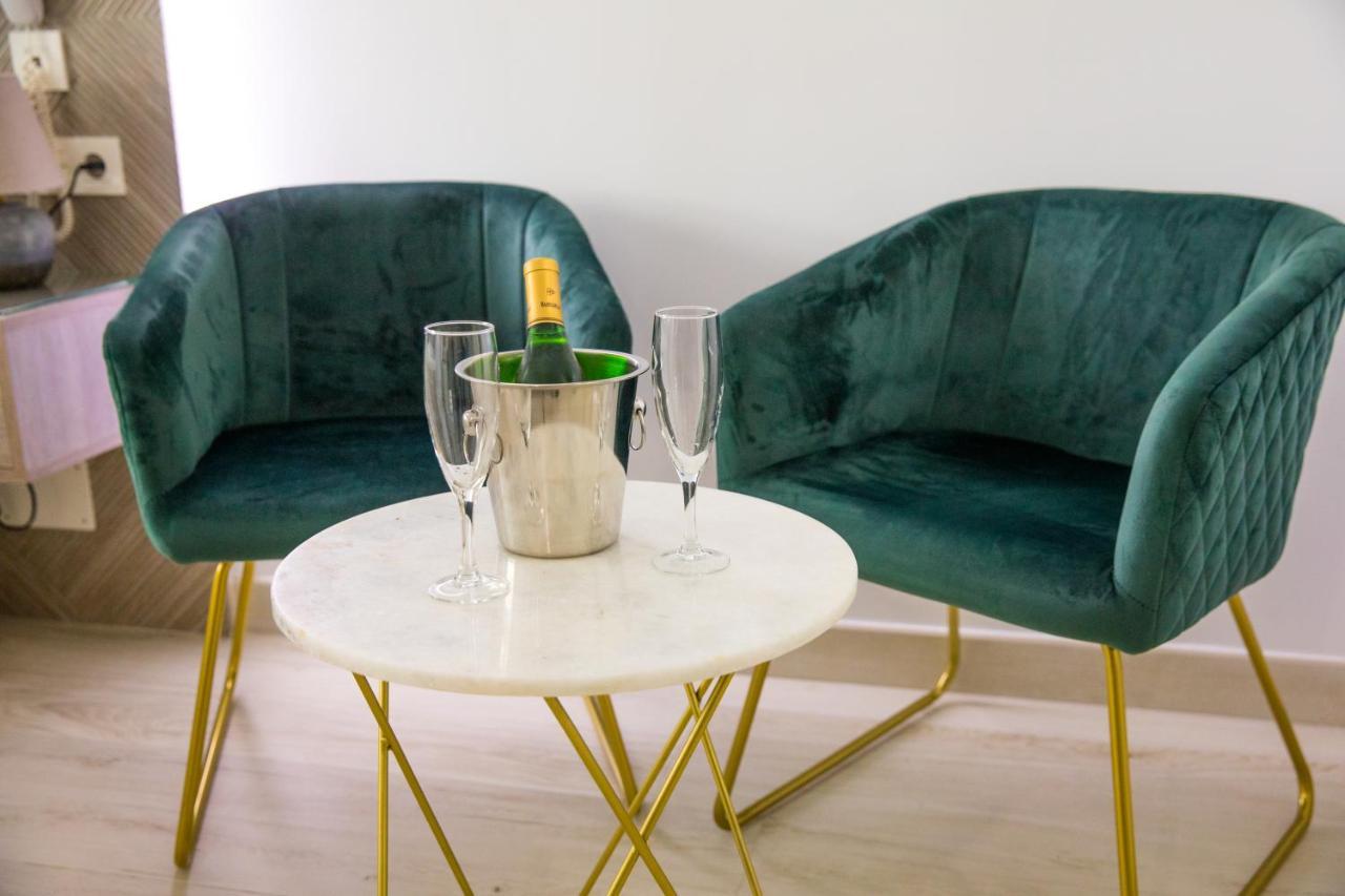 Apartahotel Enfasis-Group El Cuervo  Ngoại thất bức ảnh